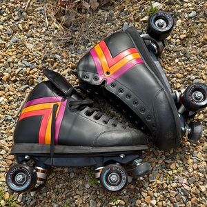 NWOT Riedell Quad Roller Skates - Antik Skyhawk Outdoor Skate Set